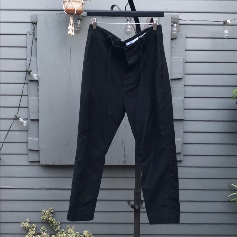 CASUAL BLACK PANTS